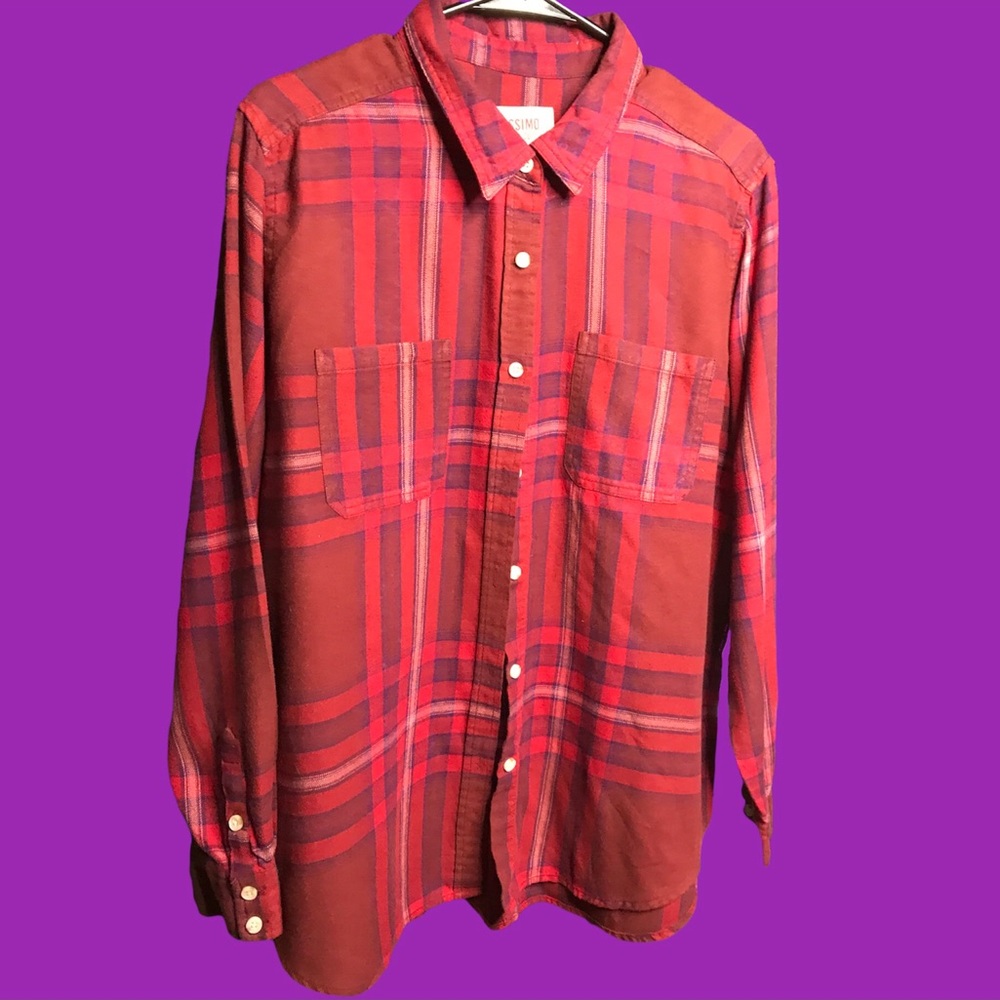 Mossimo Boyfriend Fit lightweight plaid flannel shirt. XL